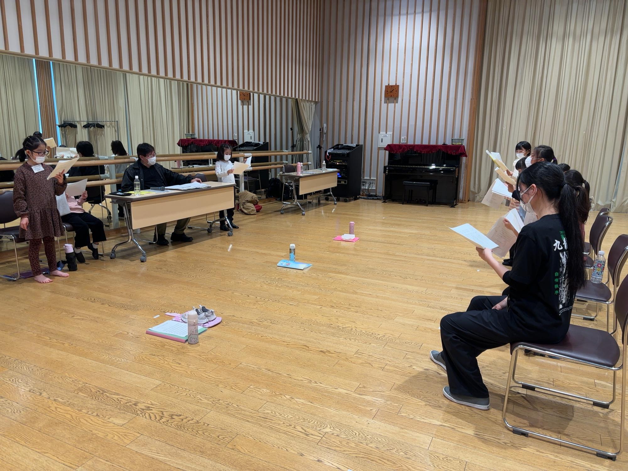 レッスンの様子（Eクラス・演技）